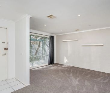 Excellent two bedroom townhouse - Photo 2