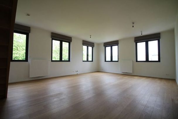 Appartement te huur - Photo 1
