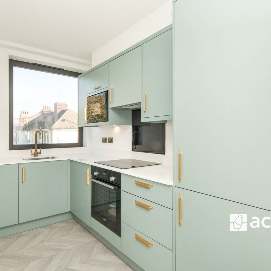Eddystone Road, London, SE4 - Photo 1