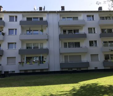 Bezugsfertige Wohnung im EG mit Balkon - Photo 1