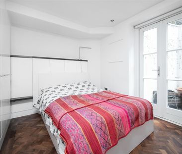 Conway Street, London - Photo 4