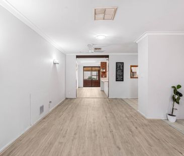 Established Charm in a Quiet Craigie Pocket - Photo 1