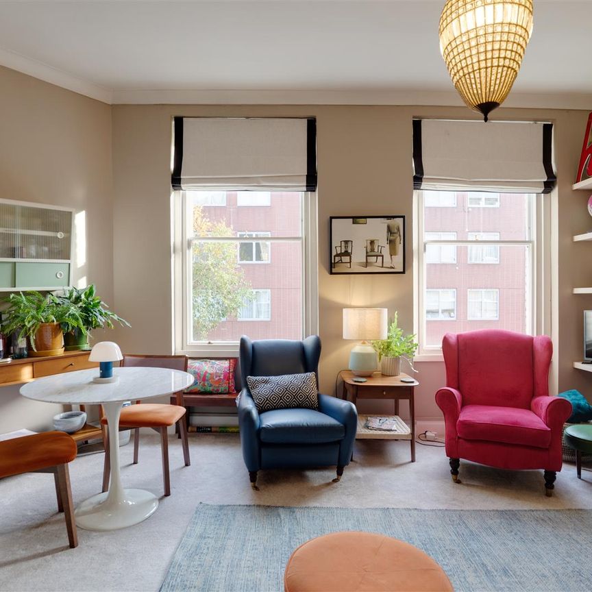 Flat To Let - Photo 1