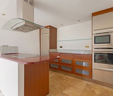 2 bedroom end of terrace house to rent - Photo 6