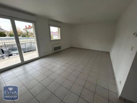 Appartement à louer 3 pièces 67.81m² - Photo 2