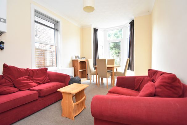 4 bedroom terraced house to rent - Photo 1