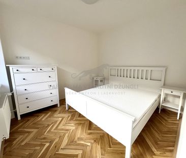 Pronájem bytu 1+kk 30 m² - Photo 2