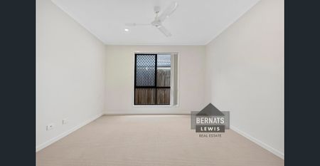 Perfect family home in Mango Hill - Photo 3