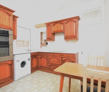 4 bedroom terraced house to rent - Photo 6