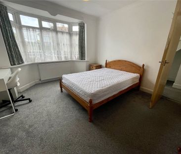 Victoria Avenue, Bournemouth, BH9 - Photo 5