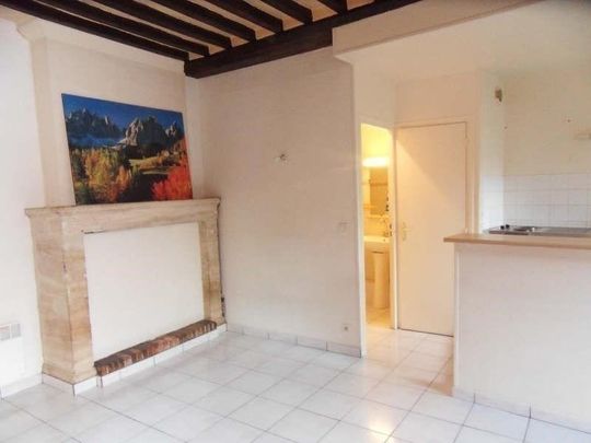 Location Appartement 1 pièce 24m² BAYEUX 14400 - Photo 1