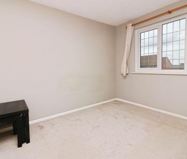 2 bedroom semi-detached house to rent - Photo 2