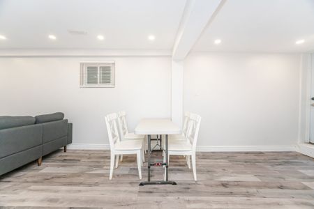 For Lease - 2673 Kingsberry Crescent Unit# 2, Mississauga, Ontario - Photo 2