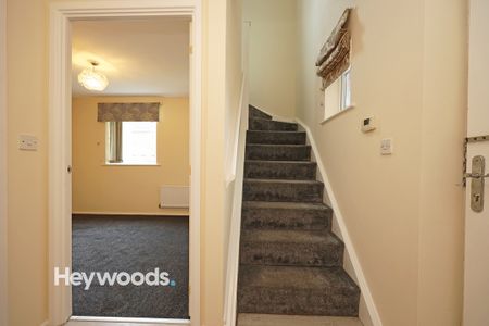 1 bed maisonette to rent in Topgate Drive, Stoke-on-Trent, Staffordshire - Photo 4