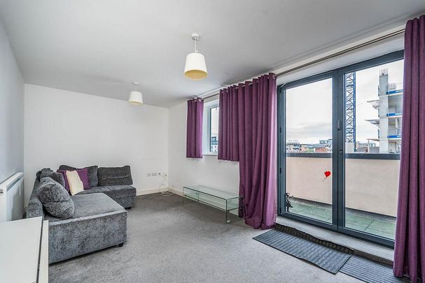 1 bedroom flat to rent - Photo 1