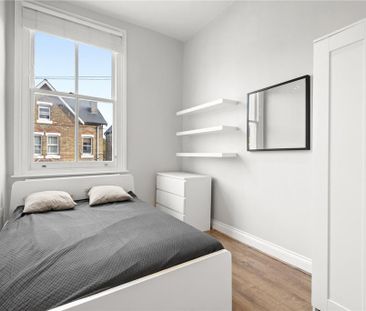 3 bedroom apartment to rent - Photo 3