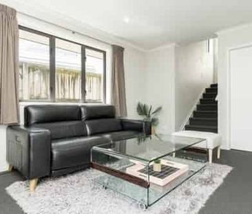 Stunning Two Bedroom Centrally Located Home - Photo 1