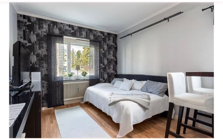 Fornborgsvägen, Sigtuna - Photo 2