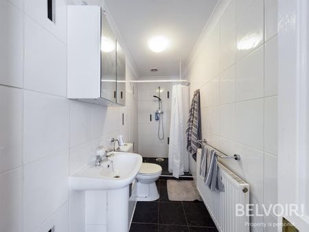 1 bedroom ground floor flat to rent - Photo 5