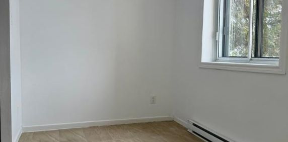 LOGEMENTS A LOUER A LONGUEUIL - Photo 2