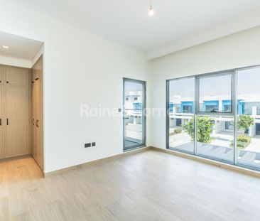 Brand New I Exclusive - 4BR Townhouse for Rent - Photo 6