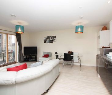 Kiln Lodge, Trout Road, West Drayton, UB7 - Photo 1