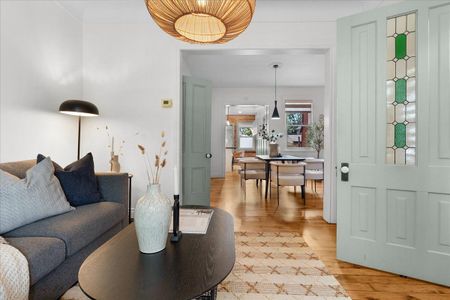 For Lease - 40 Emerald Street, Hamilton, Ontario - Photo 4