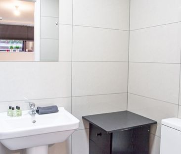 Studio Flat, Hanover House, NW2 - Photo 6