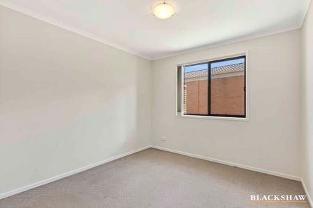 Perfect Family Home Near Kippax! - Photo 4