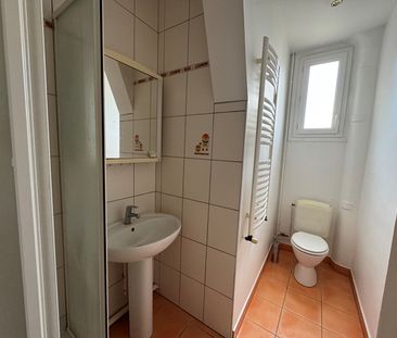 Location Appartement 3 pièces 61m² - Photo 5