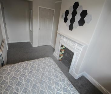 Stanmore Road, Burley, LS4 2RU, Leeds - Photo 5