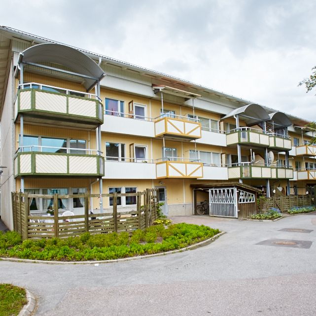 Lövsångargatan 48 - Photo 1