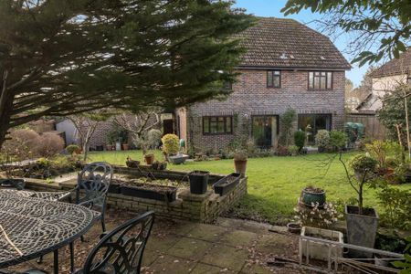 5 bedroom detached house to rent - Photo 5