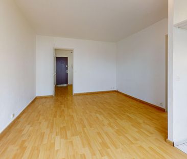 À louer : Charmant appartement 2 pièces à Mulhouse avec balcon et g... - Photo 1