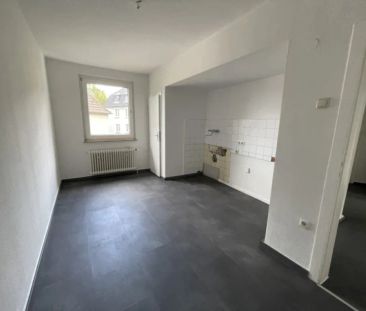 Helle und geräumige 2-Zimmer-Wohnung mit Balkon - Photo 4