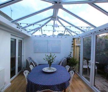 2 bedroom bungalow to rent - Photo 3