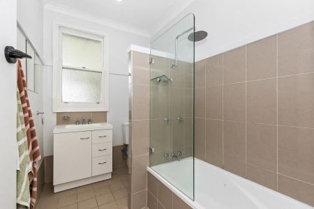 3 Bedroom Home - Photo 3