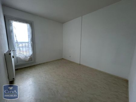 Location Appartement 3 pièces 75m² ANGOULEME 16000 - Photo 5