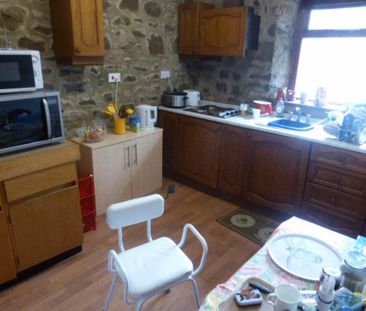 4 bedroom house to rent - Photo 3