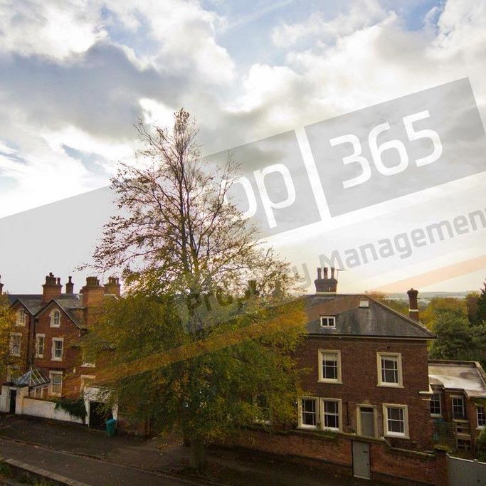 3 bedroom flat to rent - Photo 1