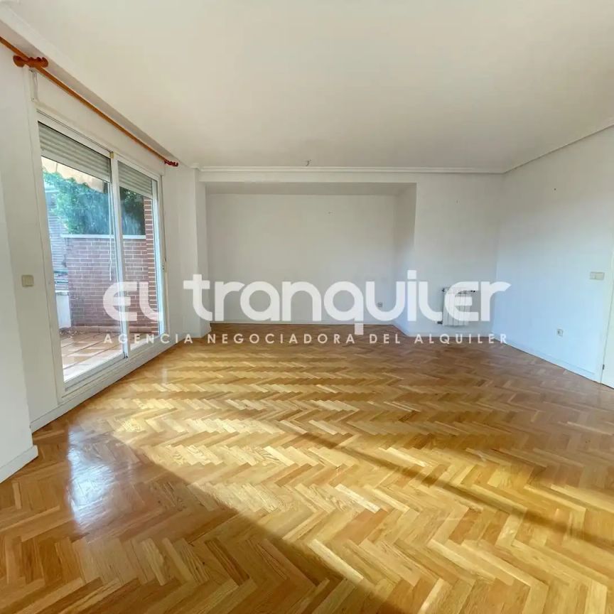 Majadahonda - Photo 1