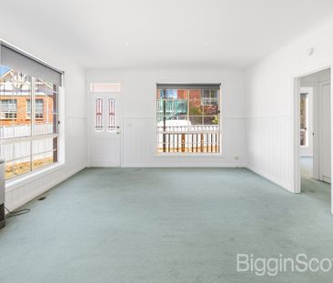 2 Bedroom Unit in Central Location - Photo 2