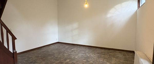 Altes Gemäuer, echte Seele – Klosterwohnung für entspannte Individualisten - Foto 1