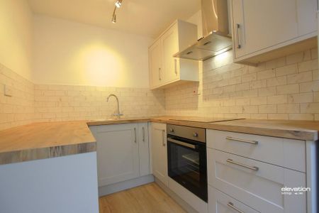 1 bedroom semi-detached house to rent - Photo 2