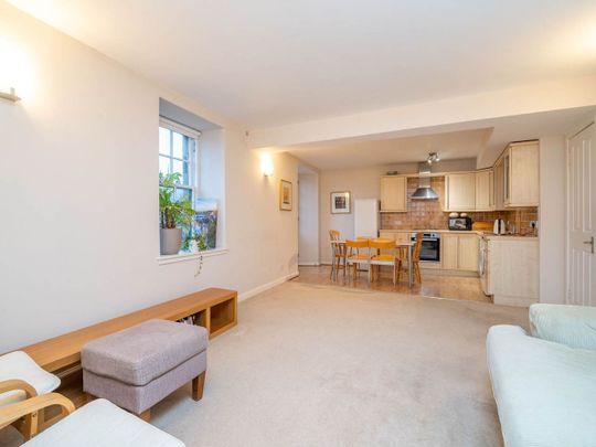 Constitution Street, Leith, Edinburgh - Photo 1