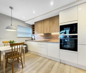1 bedroom semi-detached house to rent - Photo 4