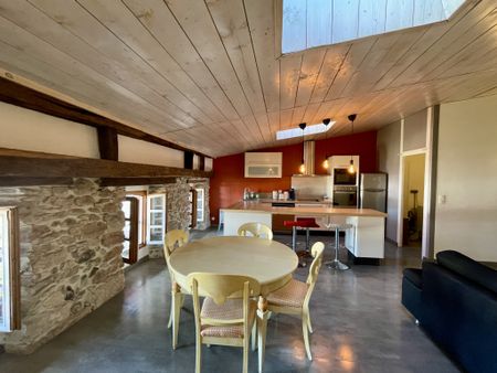 Location Appartement 4 pièces 78m² ST JEAN PIED DE PORT 64220 - Photo 4