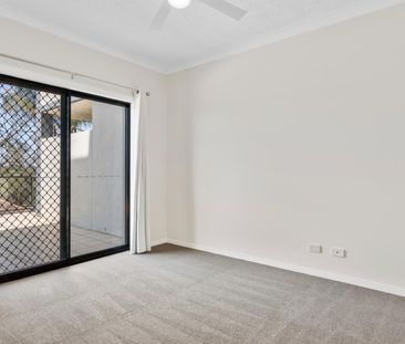 Modern 2-Bedroom Unit in Upper Mount Gravatt! - Photo 5
