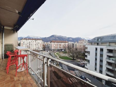 Location Appartement 2 pièces 35m² ANNECY 74000 - Photo 4