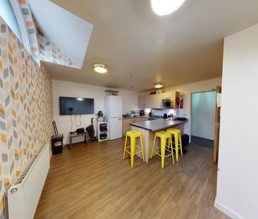 3 bedroom ground floor flat to rent - Photo 4